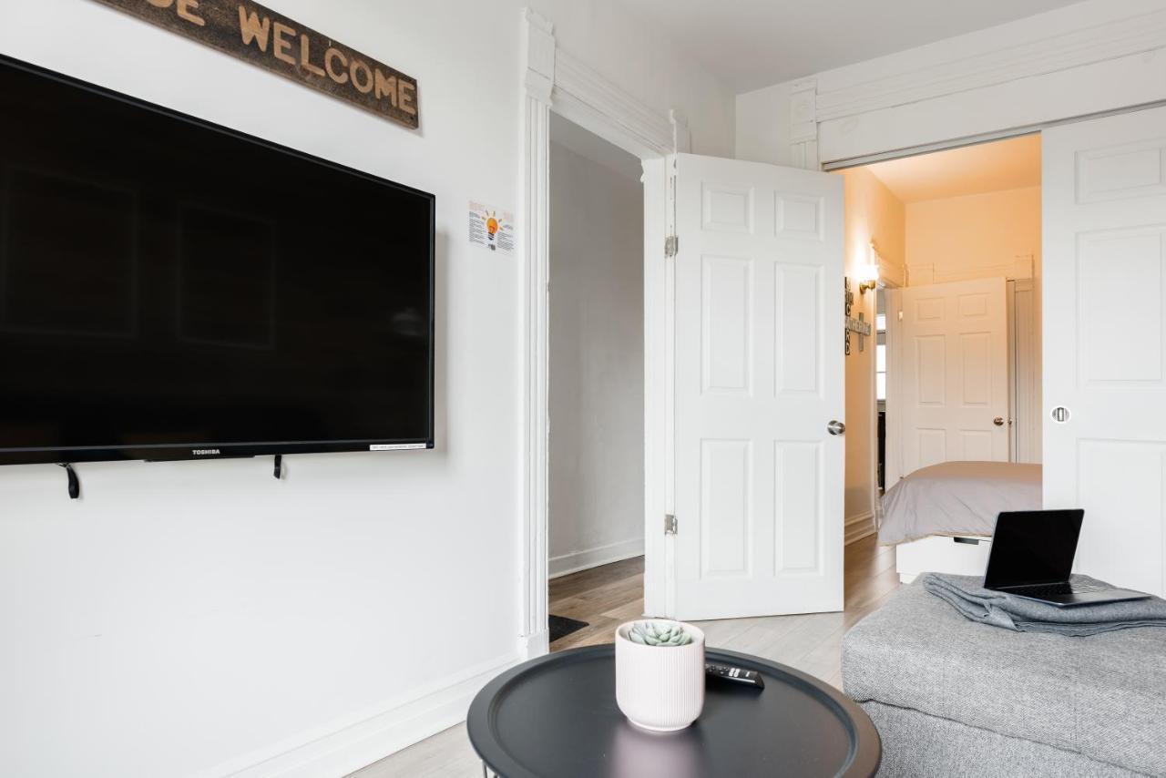 Apartments Near Montreal Olympic Park Rum bild